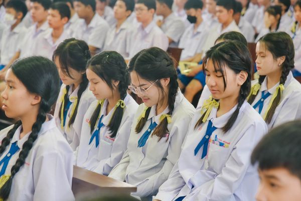 โรงเรียนปรีชานุศาสน์